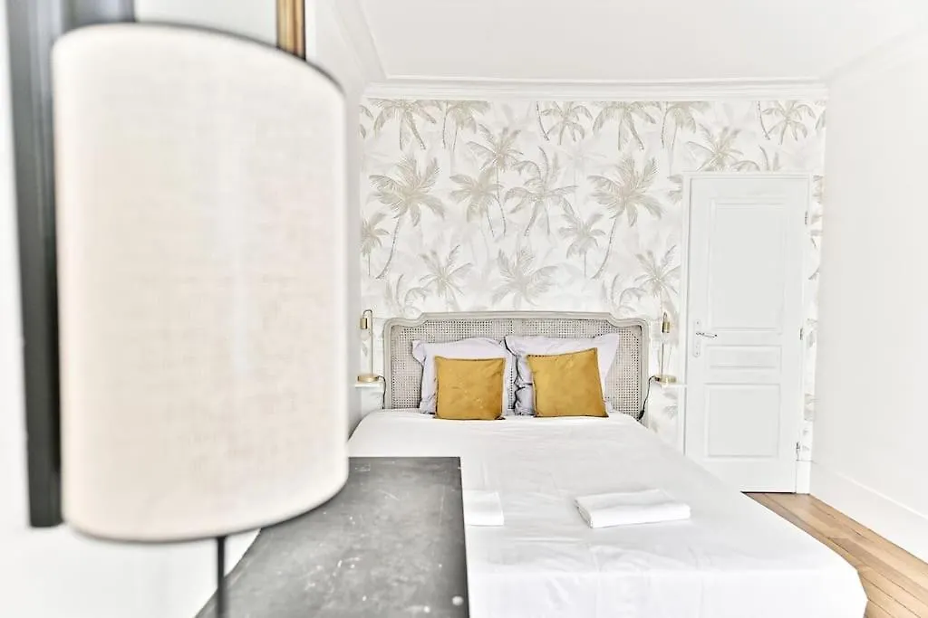 Apartman Chic #eiffeltower #champdemars -v *