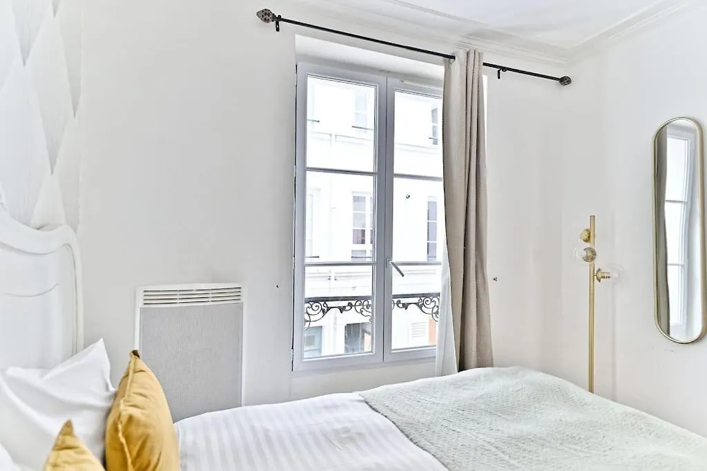 Apartman Chic #eiffeltower #champdemars -v *